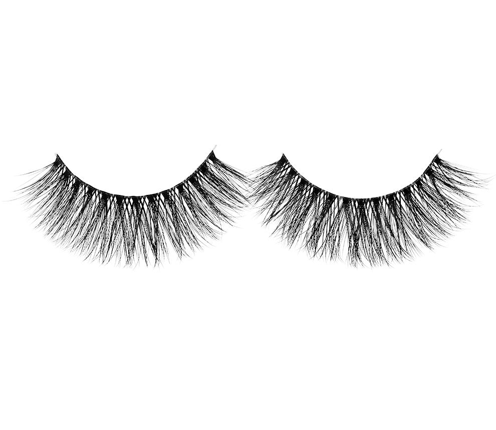 A single pair of Ardell 3D Faux Mink 853 showing its actual look, length, volume, and design on a white background