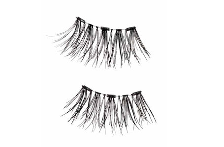 Close-up of Ardell Magnetic Accent 002 upper & lower lashes for the right eye featuring tiny magnets & lash fibers
