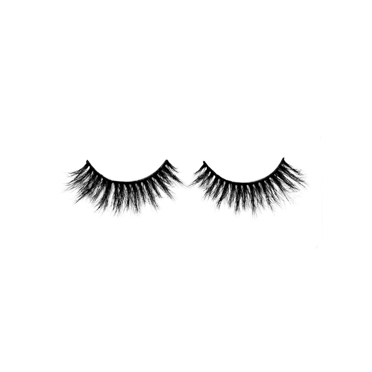 1 pair of lashes on a white background 

