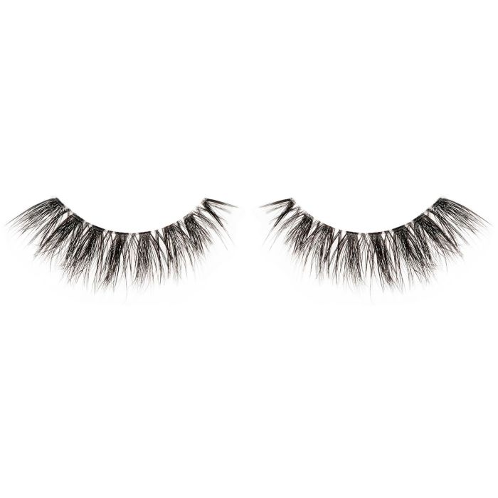 Ardell Mega Volume 257 lashes with fluffy, feathery volume and wispy tips for a soft, dramatic lash effect.