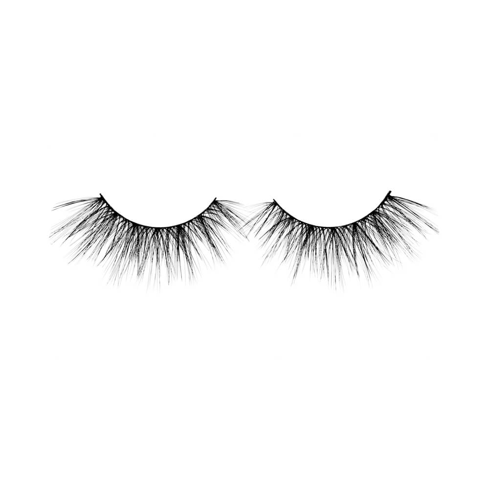 A sample pair of Ardell's  Big Beautiful Lashes Cheeky