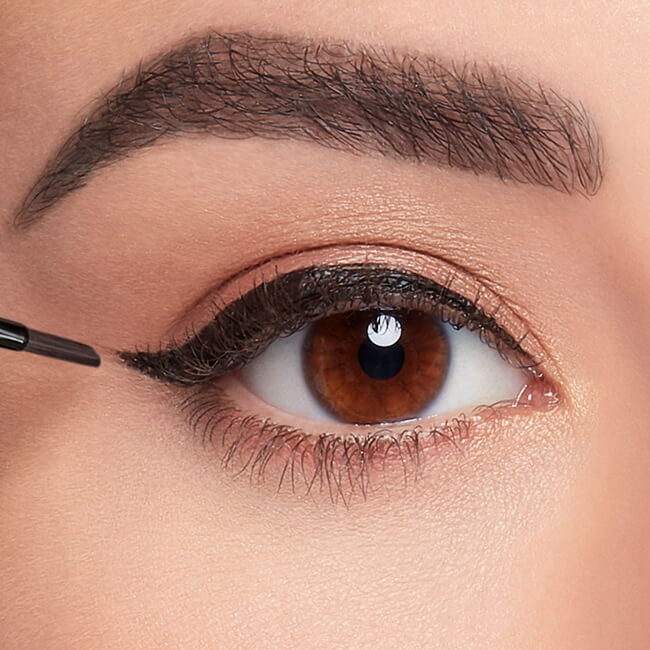 step 1 applying liner closeup 